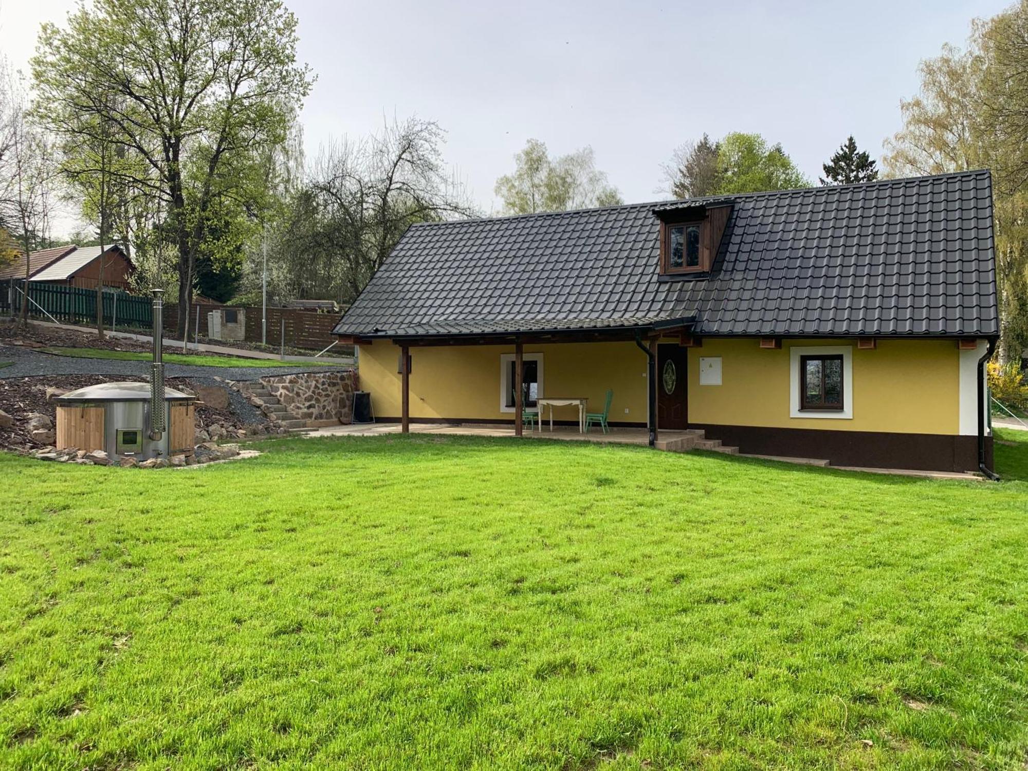 Chata-Brdy Nove Mitrovice Exterior photo